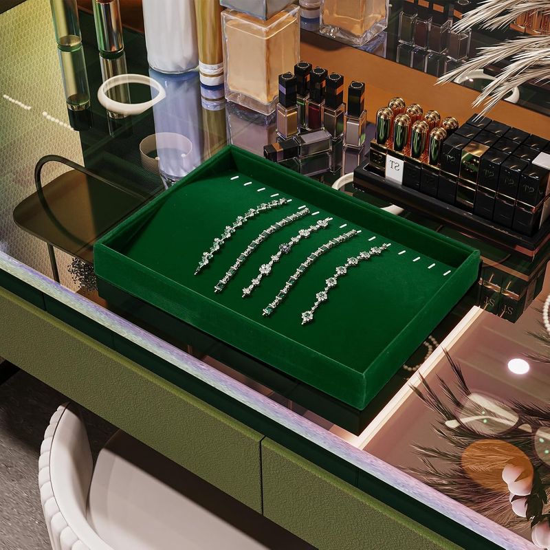 Fashion, accesorii si bijuterii - Femei - Bijuterii femei - Cutii bijuterii - Tava organizator bijuterii, din catifea, 35×24×3.5 cm, pentru cercei, inele, bratari, coliere - Infinity.ro