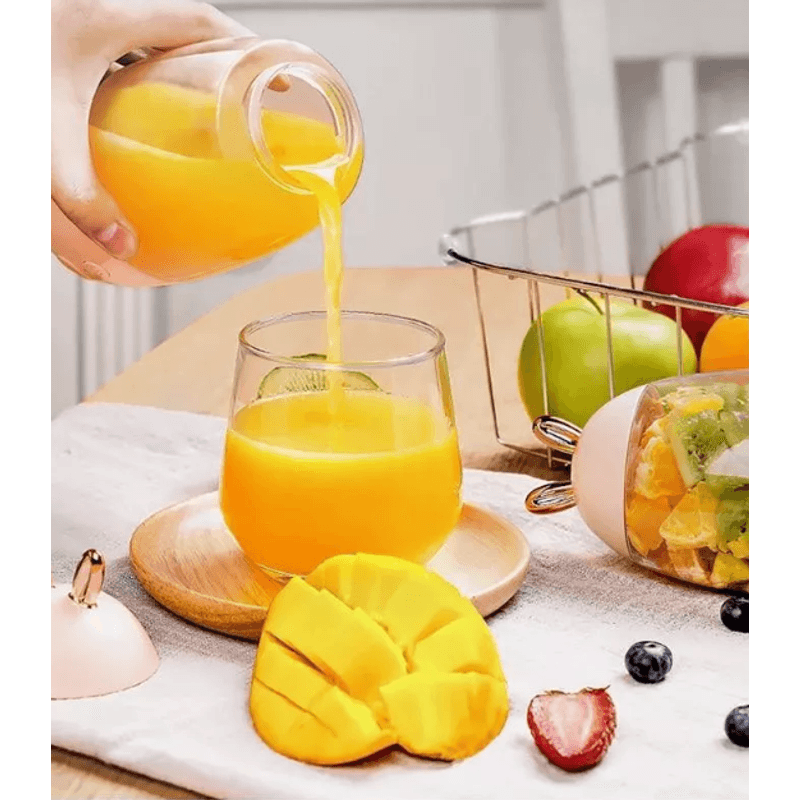 Electronice si Electrocasnice - Electrocasnice bucatarie - Mixere, tocatoare & roboti de bucatarie - Blendere si mini tocatoare - Blender electric cu acumulator portabil 330 ml USB 5V Q JU21 - Infinity.ro