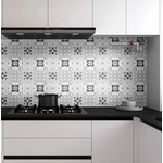 Casa si Gradina - Decoratiuni - Tapet - Set 12 placi autocolante din vinil 30 x 30 cm rezistente la apa model FLORAL ALB NEGRU DP0202 - Infinity.ro