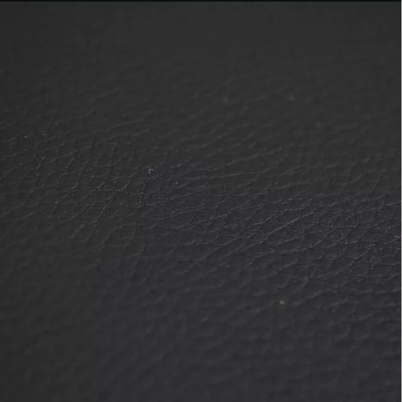 Casa si Gradina - Textile si covoare - Metraje si textile - Sul autoadeziv din piele ecologica (imitatie piele) 0.75 x 2.5m NEGRU cu textura - Infinity.ro