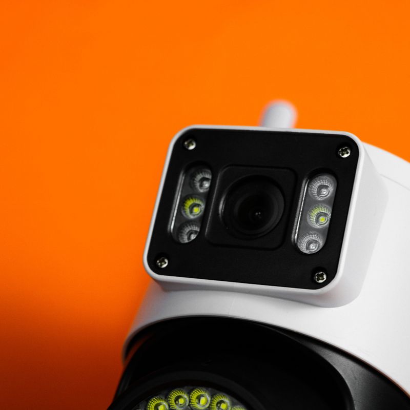 Casa si Gradina - Electrice - Smart Home - Camere de supraveghere - Camera de supraveghere IP 2 EYES VIEW 2 ECRANE in acelasi timp 5.0MPX rotire 360 ​​​​de grade vedere pe timp de noapte - Infinity.ro