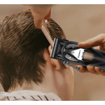 Ingrijire personala si Cosmetice - Aparate & accesorii ingrijire personala - Aparate de ras si tuns - Aparate de tuns - Masina profesionala de tuns parul Q LF800 - Infinity.ro