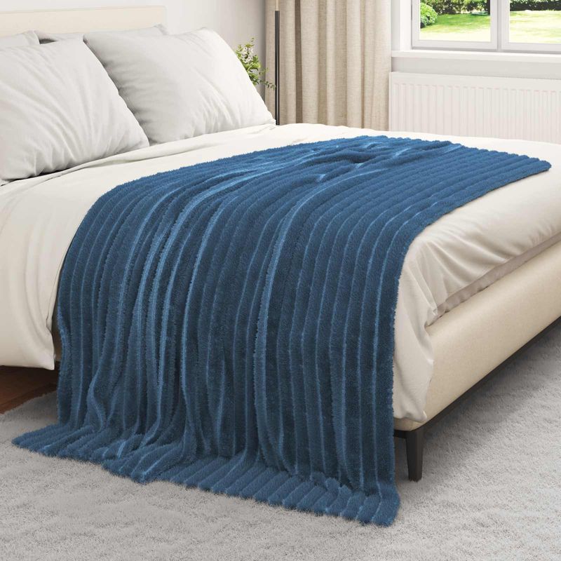 Casa si Gradina - Textile si covoare - Pături și cuverturi - Pături - Patura Albastru marin 200 x 150 cm Molton - Infinity.ro