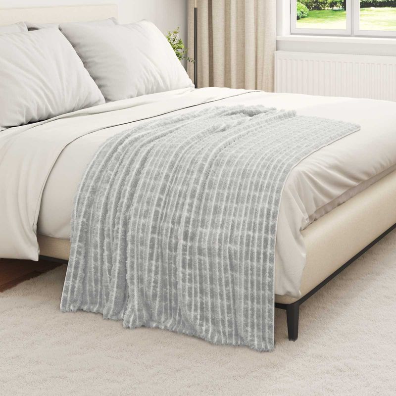Casa si Gradina - Textile si covoare - Pături și cuverturi - Pături - Patura Gri 150 x 130 cm Molton - Infinity.ro