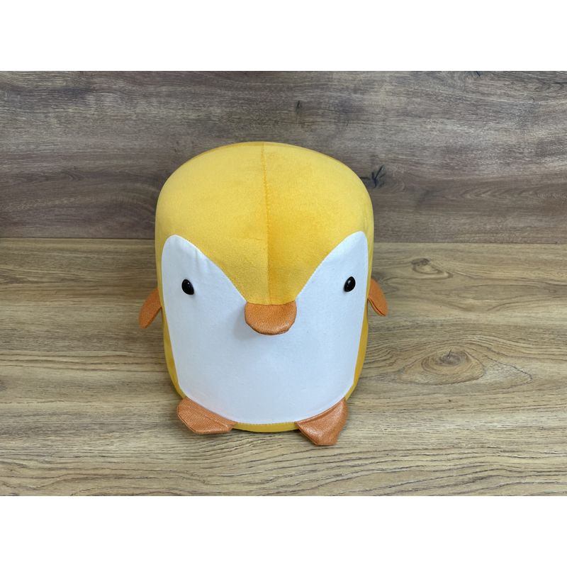 Casa si Gradina - Mobilier - Scaune si fotolii - Tabureti - Taburet pentru copii, 28x25cm, maxim 50kg, model pinguin galben - Infinity.ro