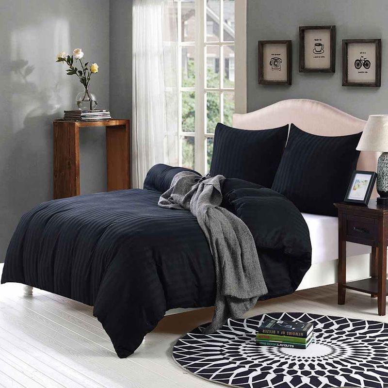 Casa si Gradina - Textile si covoare - Lenjerii de pat - Seturi de lenjerie - Husa de plapuma cu perna 155 x 220 cm Satin de bumbac si dungi - Infinity.ro