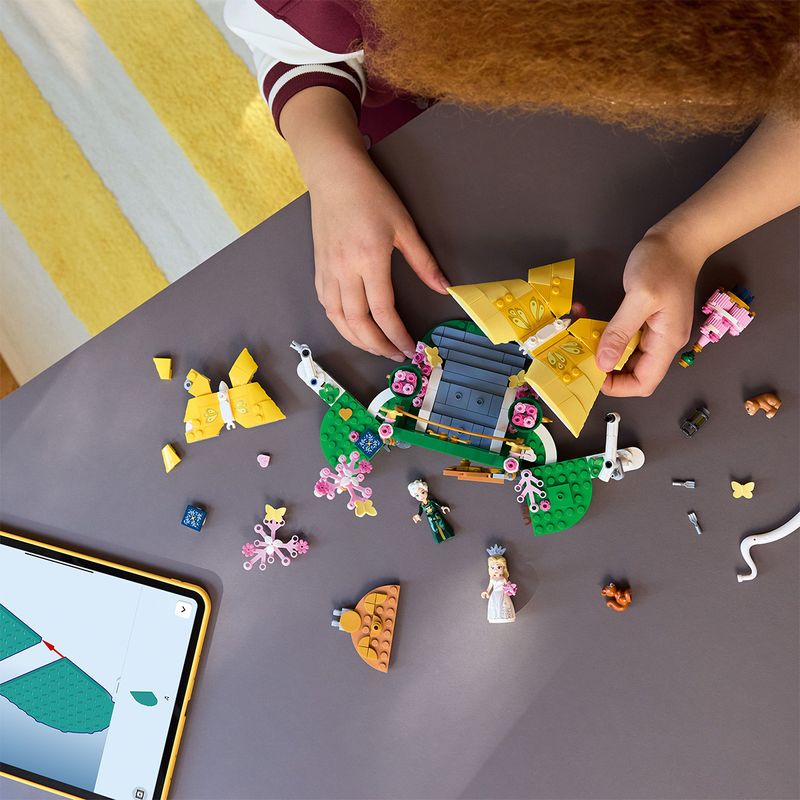 Jucarii, Copii si Bebe - Jucarii si jocuri - Seturi de constructie si cuburi - Seturi de constructie - LEGO Wicked: Nunta Glindei 75688 - Infinity.ro