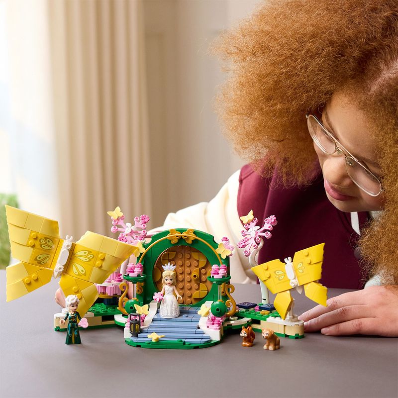 Jucarii, Copii si Bebe - Jucarii si jocuri - Seturi de constructie si cuburi - Seturi de constructie - LEGO Wicked: Nunta Glindei 75688 - Infinity.ro