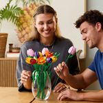Jucarii, Copii si Bebe - Jucarii si jocuri - Seturi de constructie si cuburi - Seturi de constructie - LEGO Botanicals Buchet de lalele 11501 - Infinity.ro