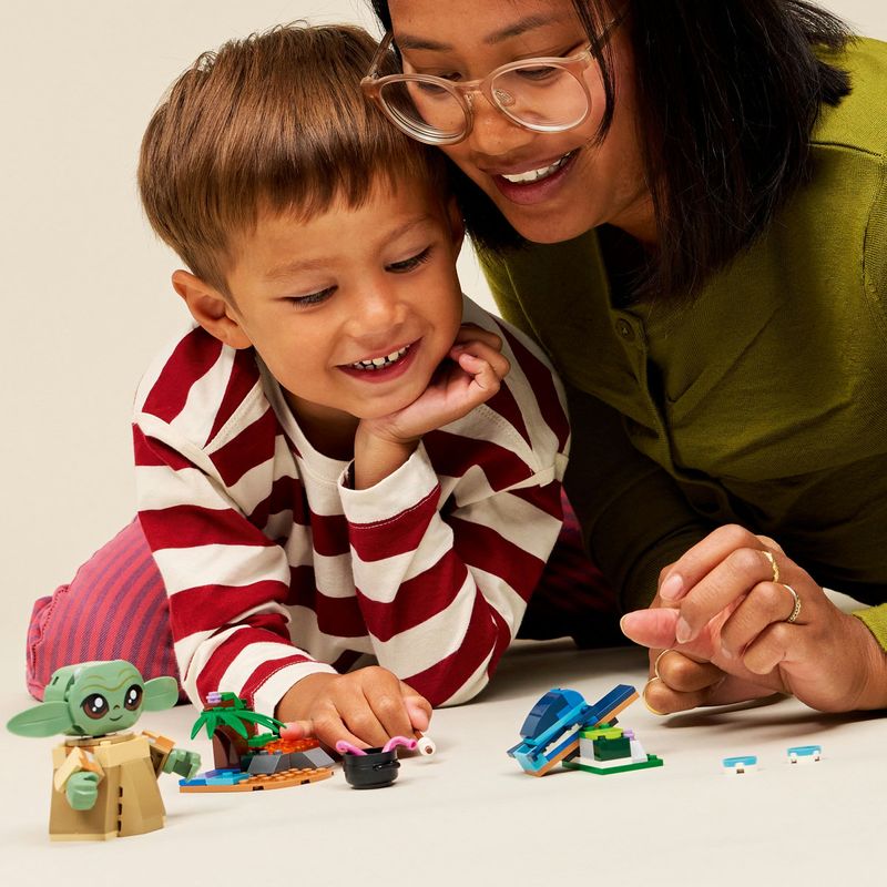 Jucarii, Copii si Bebe - Jucarii si jocuri - Seturi de constructie si cuburi - Seturi de constructie - LEGO Star Wars Casa lui Grogu 75443 - Infinity.ro