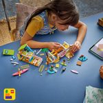 Jucarii, Copii si Bebe - Jucarii si jocuri - Seturi de constructie si cuburi - Seturi de constructie - LEGO Friends Casa pe plaja cu foci 42699 - Infinity.ro