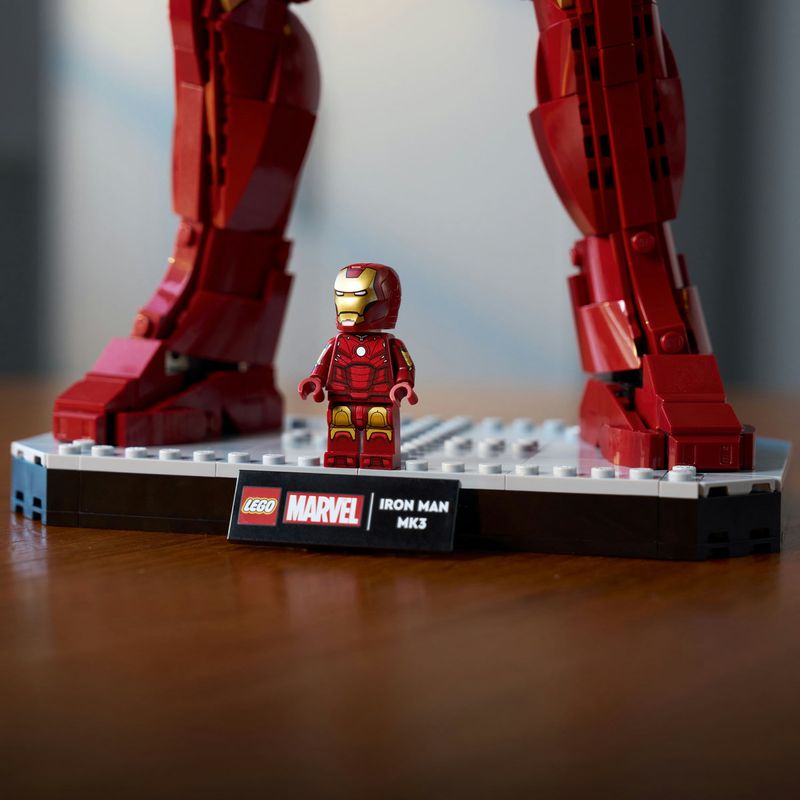 Jucarii, Copii si Bebe - Jucarii si jocuri - Seturi de constructie si cuburi - Seturi de constructie - LEGO Marvel Editie de Colectie Iron Man Mark 3 76344 - Infinity.ro