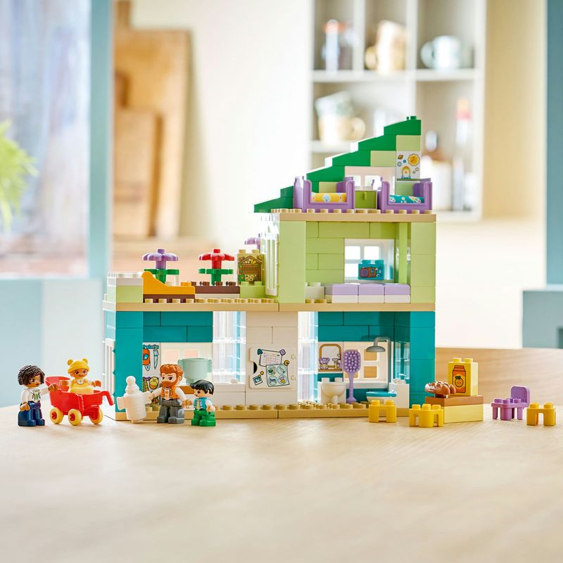 Jucarii, Copii si Bebe - Jucarii si jocuri - Seturi de constructie si cuburi - Seturi de constructie - LEGO DUPLO Casa Moderna de Familie 3 in 1 10470 - Infinity.ro