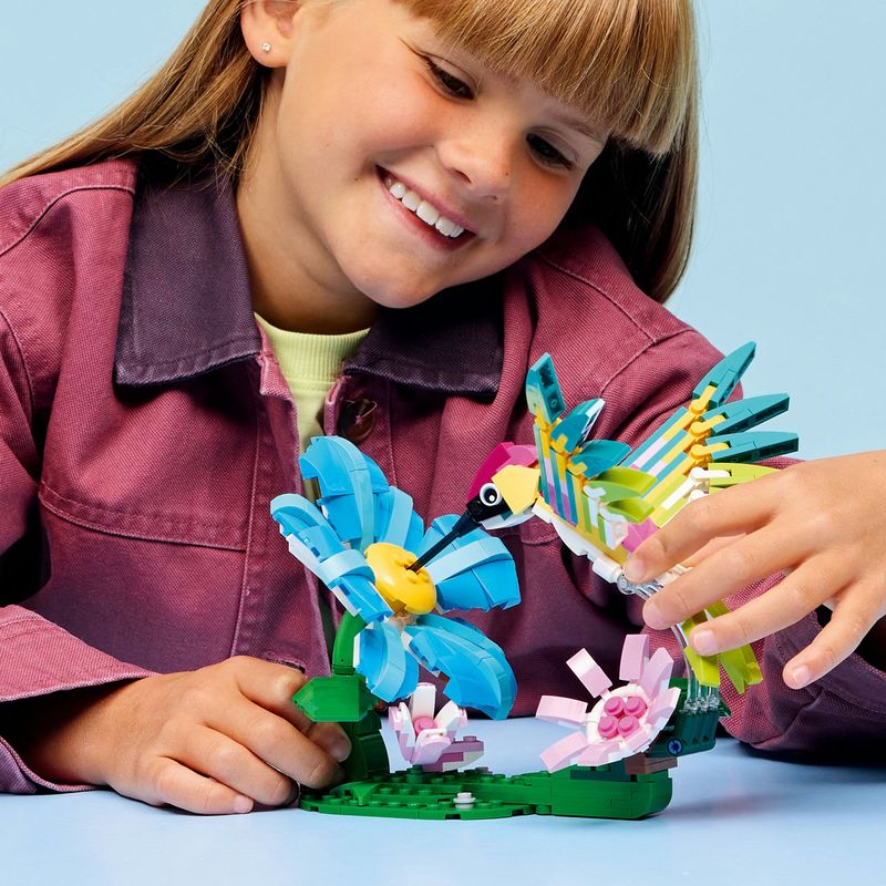Jucarii, Copii si Bebe - Jucarii si jocuri - Seturi de constructie si cuburi - Seturi de constructie - LEGO Creator 3 in 1 Animale salbatice Colibri colorat 31384 - Infinity.ro