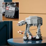 Jucarii, Copii si Bebe - Jucarii si jocuri - Seturi de constructie si cuburi - Seturi de constructie - LEGO Star Wars AT-AT Batalia de pe Hoth 75440 - Infinity.ro