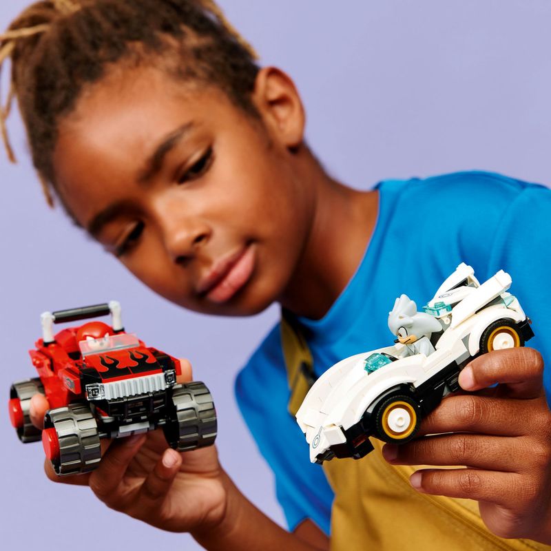 Jucarii, Copii si Bebe - Jucarii si jocuri - Seturi de constructie si cuburi - Seturi de constructie - LEGO Sonic the Hedgehog Masina lui Silver vs Camionul lui Knuckles 77118 - Infinity.ro