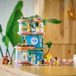 Jucarii, Copii si Bebe - Jucarii si jocuri - Seturi de constructie si cuburi - Seturi de constructie - LEGO Friends Clubul prietenilor din orasul Heartlake 42689 - Infinity.ro
