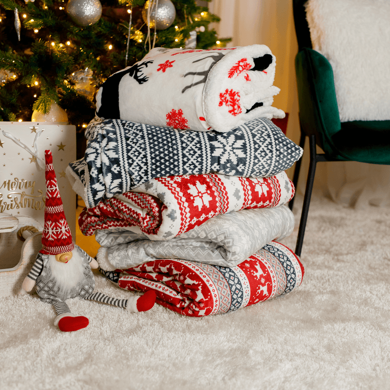 Casa si Gradina - Textile si covoare - Pături și cuverturi - Pături - Patura cu doua fete imitatie miel, motiv iarna, 150x200, RENIFE - Infinity.ro