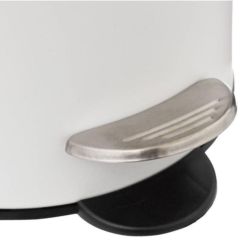 Casa si Gradina - Mobilier - Organizare si depozitare - Cosuri de gunoi - Cos gunoi 5Five Modern Color cu capac bambus si sistem soft-close, otel, polipropilena si bambus, 3L, 22x17x23 cm, alb - Infinity.ro