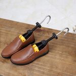 Casa si Gradina - Mobilier - Organizare si depozitare - Organizatoare pentru sertare si dulapuri - Set 2 sanuri pentru largit si alungit pantofi, din plastic, marime 36-38, galben - Infinity.ro