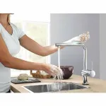Casa si Gradina - Sanitare - Chiuveta bucatarie si accesorii - Baterii bucatarie - Baterie bucatarie cu dus extractibil Grohe Minta Touch crom - Infinity.ro