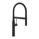 Casa si Gradina - Sanitare - Chiuveta bucatarie si accesorii - Baterii bucatarie - Baterie bucatarie cu pipa flexibila Grohe Essence negru mat Phantom Black - Infinity.ro