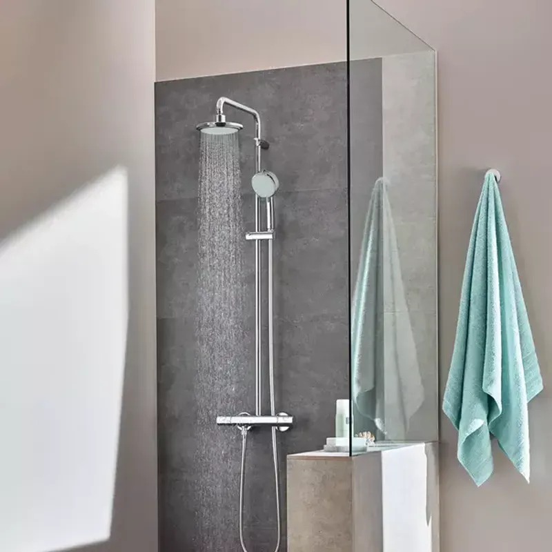 Casa si Gradina - Sanitare - Cazi si cabine de dus - Coloane si seturi de dus - Coloana de dus cu baterie termostatata Grohe Tempesta Cosmopolitan 160 - Infinity.ro