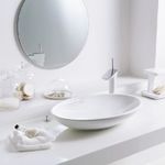 Casa si Gradina - Sanitare - Lavoar baie si accesorii - Lavoare si piedestale - Lavoar pe blat Villeroy & Boch, Loop & Friends, oval, 63 cm, cu preaplin, alb - Infinity.ro