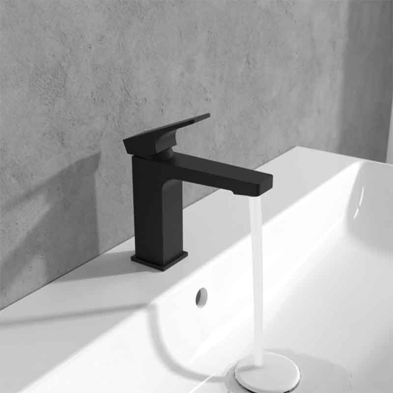 Casa si Gradina - Sanitare - Lavoar baie si accesorii - Baterii sanitare - Baterie lavoar Villeroy & Boch, Architectura Square, fara ventil, negru mat - Infinity.ro