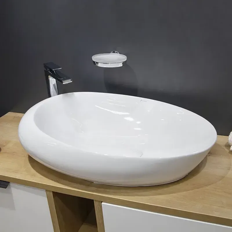 Casa si Gradina - Sanitare - Lavoar baie si accesorii - Lavoare si piedestale - Lavoar pe blat Fluminia Maxi Egg alb 66 cm - Infinity.ro