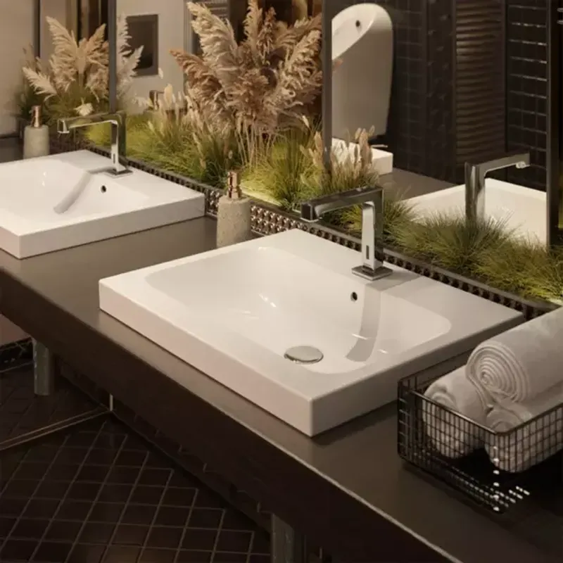 Casa si Gradina - Sanitare - Lavoar baie si accesorii - Lavoare si piedestale - Lavoar pe mobilier Geberit Modo alb lucios 80 cm - Infinity.ro