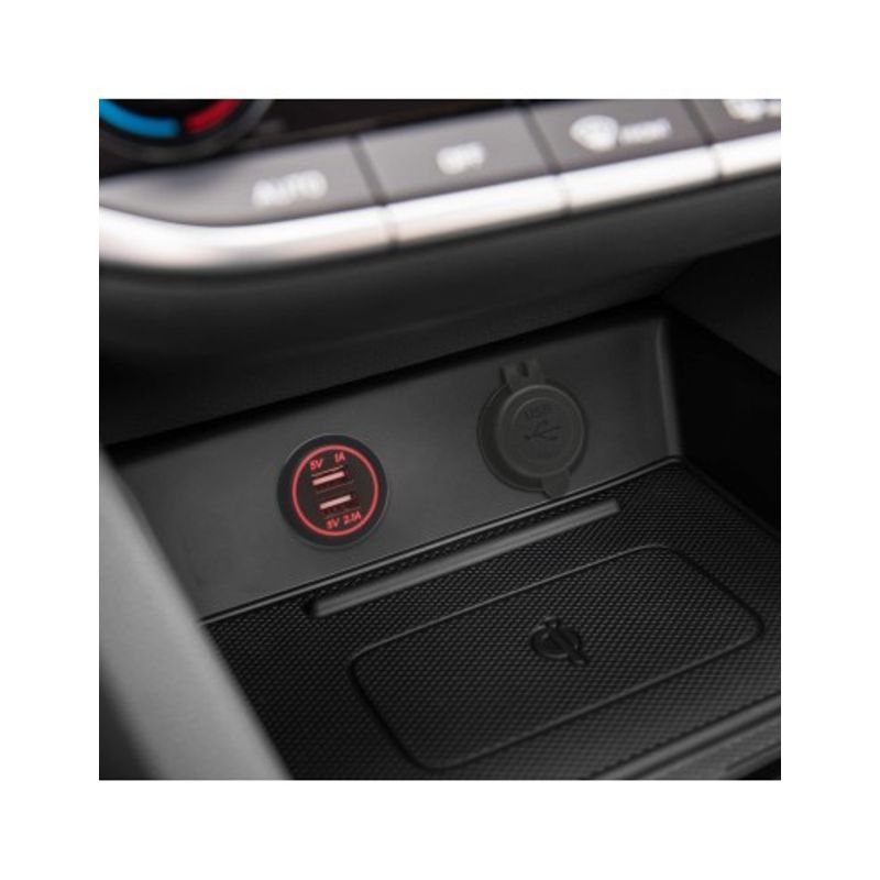 Auto si Moto - Electronice auto - Accesorii electronice auto - Adaptor USB instalabil in locasul brichetei lumina rosie - Infinity.ro