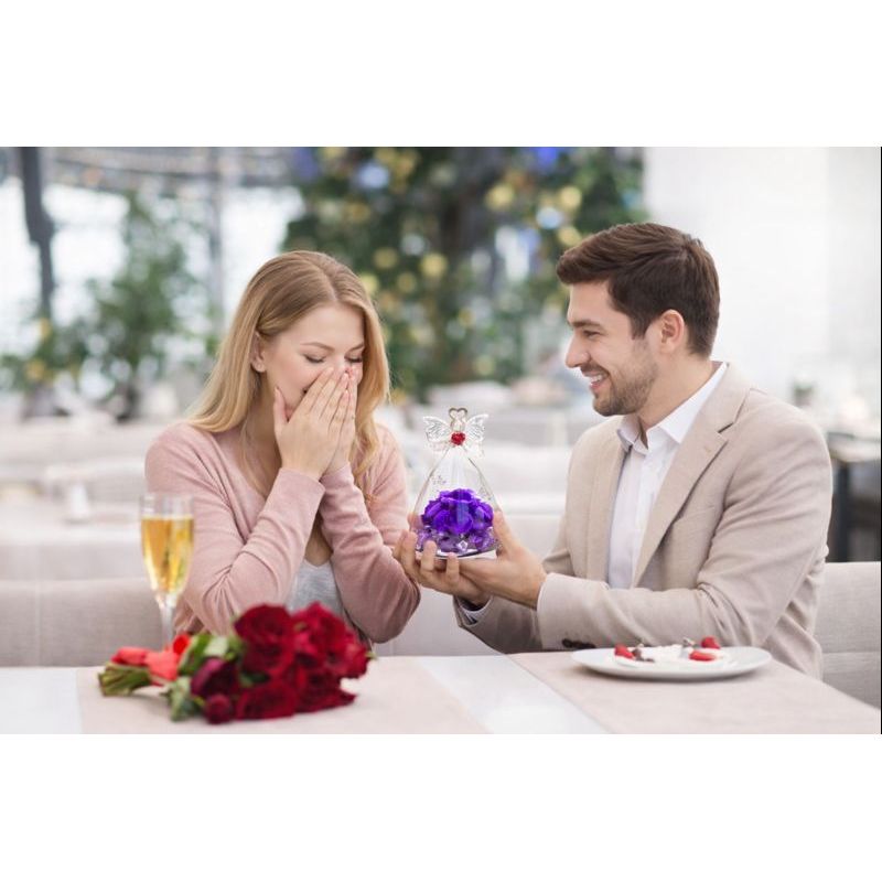 Market - Cadouri - Flori si aranjamente - Inger cu 5 trandafiri eterni sub cupola de sticla, cadou romantic pentru iubita, sotie, mama, valentine’s day, mov - Infinity.ro
