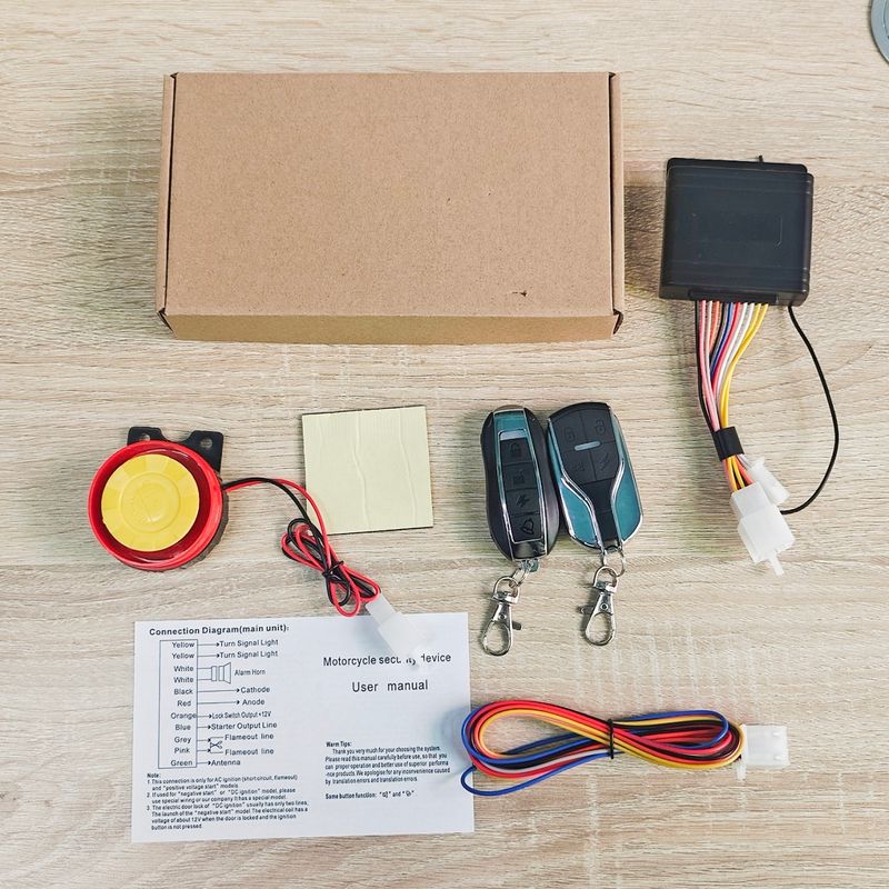 Sport si Outdoor - Ciclism - Accesorii pentru biciclete - Antifurt biciclete - Alarma Antifurt Motocicleta Techstar 12V cu Telecomanda, Sirena 120-125dB, Senzor Vibratii, IP55, Acumulator 700mAh - Infinity.ro