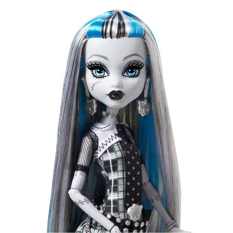 Jucarii, Copii si Bebe - Jucarii si jocuri - Papusi si accesorii - Papusi - Papusa Monster High Reel Drama Doll Frankie Stein in Black And White - Infinity.ro