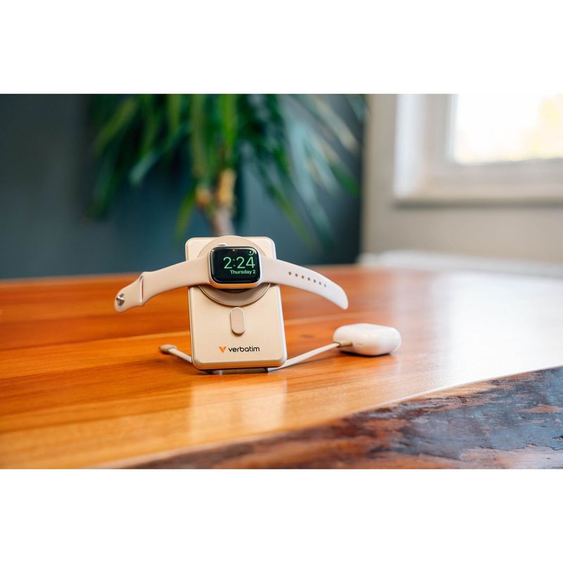 Laptop, Telefoane si Tablete - Telefoane mobile si accesorii - Accesorii Telefoane - Baterii externe - Power bank Verbatim 10000mAh aur, 2 cabluri - Infinity.ro