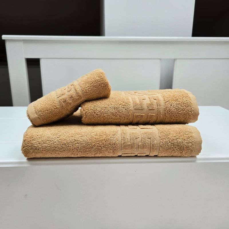 Casa si Gradina - Textile si covoare - Textile baie - Prosoape - Set 3 prosoape baie Greek Border Jacquard Plush Luxury - 100% Bumbac, 500g/mp, cappuccino - Infinity.ro