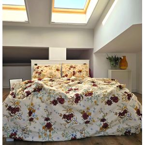 Lenjerie de pat 4 piese, 2 persoane, tesatura clasica neteda, 100% bumbac, decor floral - 09