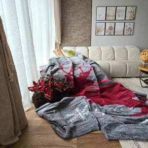 Patura Vicuna - Decor Craciun, cu doua fete, dimensiunea 180x220 cm, reni