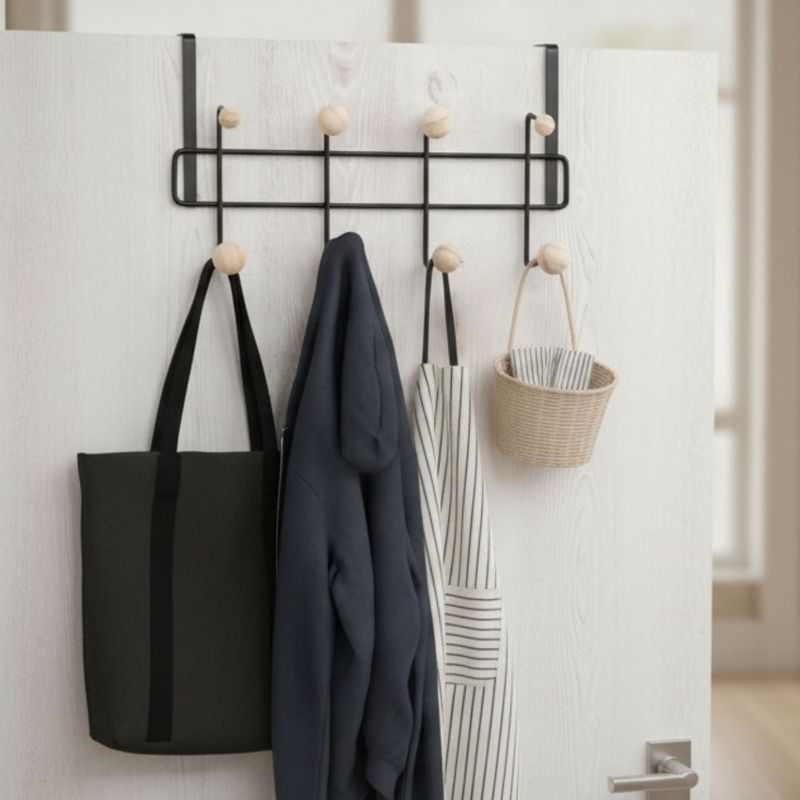 Casa si Gradina - Mobilier - Organizare si depozitare - Cuiere - Cuier cu suport pentru usa din metal negru, cu butoni din lemn 40x22 cm - Infinity.ro