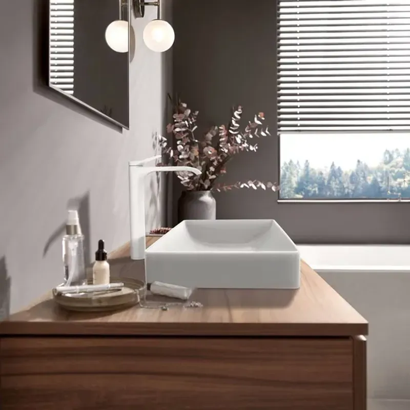 Casa si Gradina - Sanitare - Lavoar baie si accesorii - Baterii sanitare - Baterie lavoar inalta Hansgrohe Vivenis 250 cu ventil Pop-Up alb mat - Infinity.ro