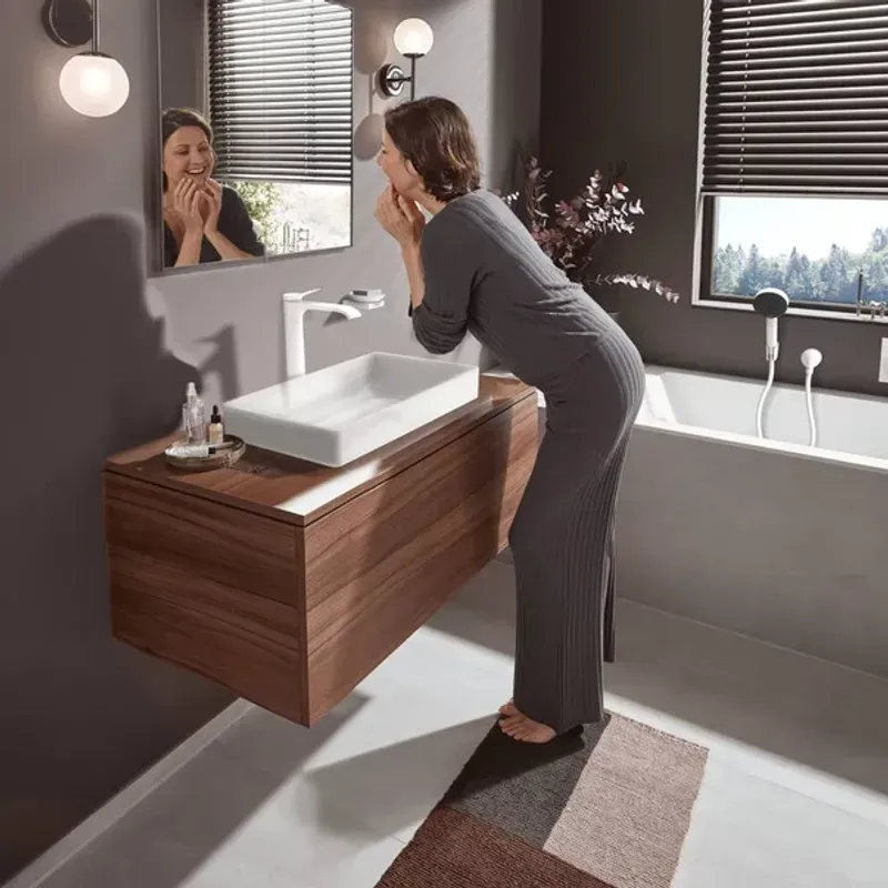 Casa si Gradina - Sanitare - Lavoar baie si accesorii - Baterii sanitare - Baterie lavoar inalta Hansgrohe Vivenis 250 cu ventil Pop-Up alb mat - Infinity.ro