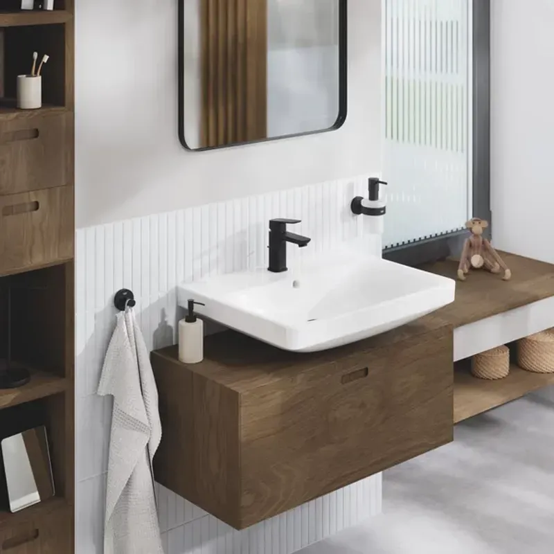 Casa si Gradina - Sanitare - Lavoar baie si accesorii - Baterii sanitare - Baterie lavoar monocomanda Grohe Cubeo S cu ventil Pop-Up negru mat - Infinity.ro