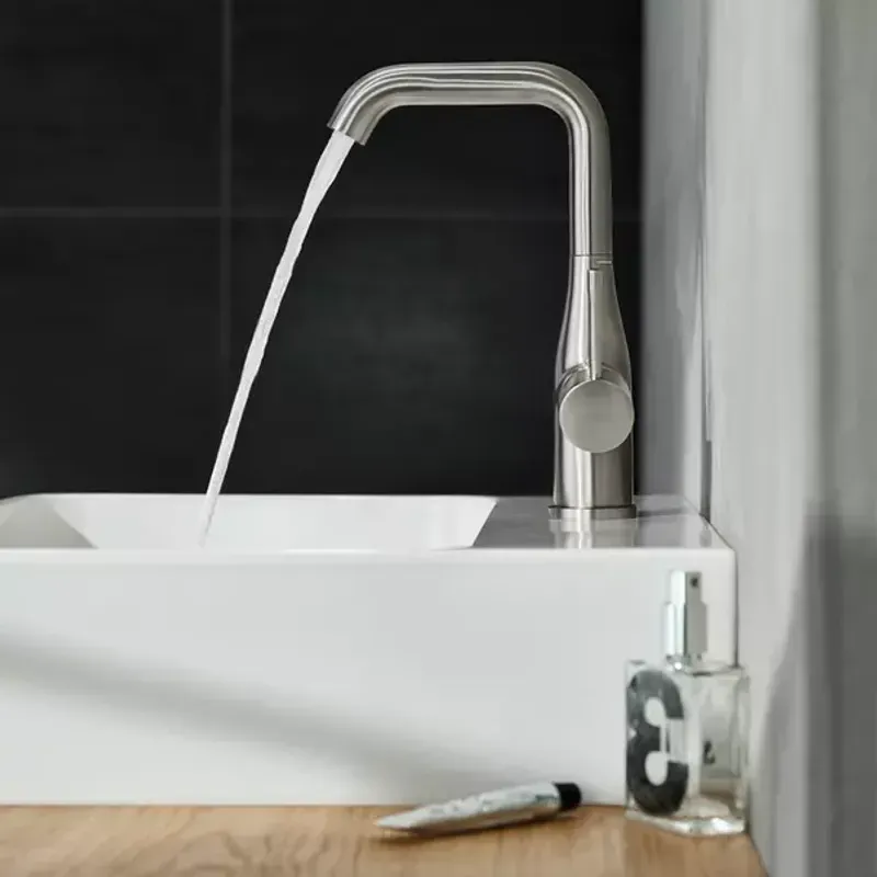 Casa si Gradina - Sanitare - Lavoar baie si accesorii - Baterii sanitare - Baterie lavoar Grohe Essence L cu ventil Pop-Up antracit periat Hard Graphite - Infinity.ro