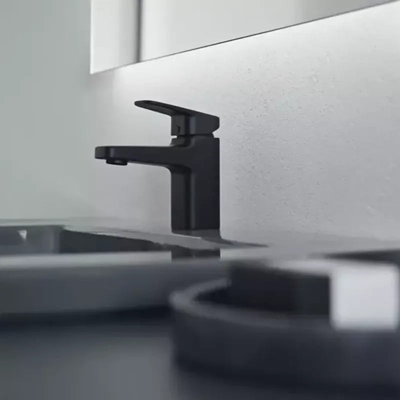 Casa si Gradina - Sanitare - Lavoar baie si accesorii - Lavoare si piedestale - Lavoar suspendat Ideal Standard i.life B gri lucios 81 cm cu orificiu baterie si preaplin - Infinity.ro