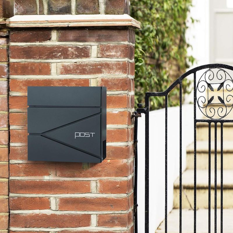 Casa si Gradina - Mobilier - Organizare si depozitare - Cutii depozitare - Cutie postala de exterior, pentru gard sau perete, din otel, cu incuietoare, 37x11x37cm, gri antracit - Infinity.ro