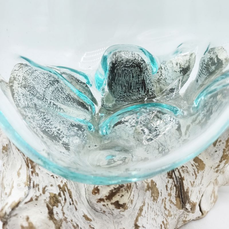 Casa si Gradina - Decoratiuni - Obiecte decorative - Vaze si boluri decorative - Vas din Sticla Topita pe Lemn de Gamal, Handmade, Mediu, 16x12x12, Alb Spalat - Infinity.ro