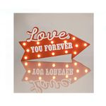 Casa si Gradina - Decoratiuni - Decoratiuni de sezon - Sageata Rosie Decorativa din Lemn cu Mesaj "Love you forever" si LED, Valentine's Day, 35x3.5x15.5cm - Infinity.ro