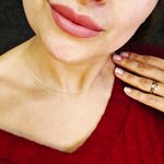 Fashion, accesorii si bijuterii - Femei - Bijuterii femei - Coliere femei - Colier cu fir transparent de silicon, simplu fara pandantiv, cu acesorii argintii si lantisor de inox pentru reglaj - Infinity.ro