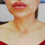 Fashion, accesorii si bijuterii - Femei - Bijuterii femei - Coliere femei - Colier cu fir transparent de silicon, simplu fara pandantiv, cu acesorii argintii si lantisor de inox pentru reglaj - Infinity.ro